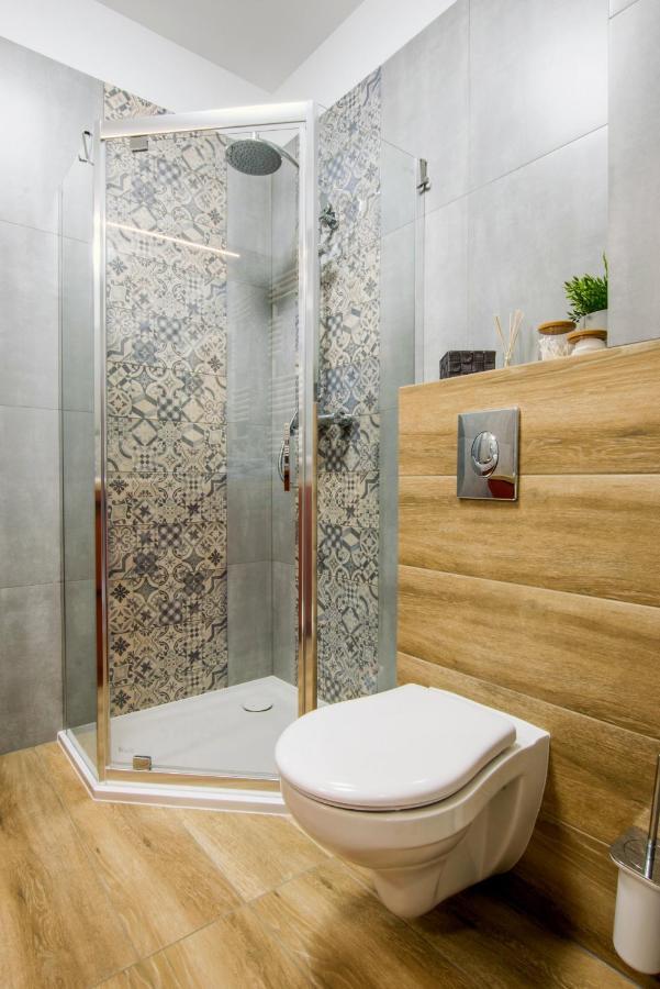 W&K Apartments - Ginger Suite - Faktura Vat, Parking Koszalin Eksteriør bilde